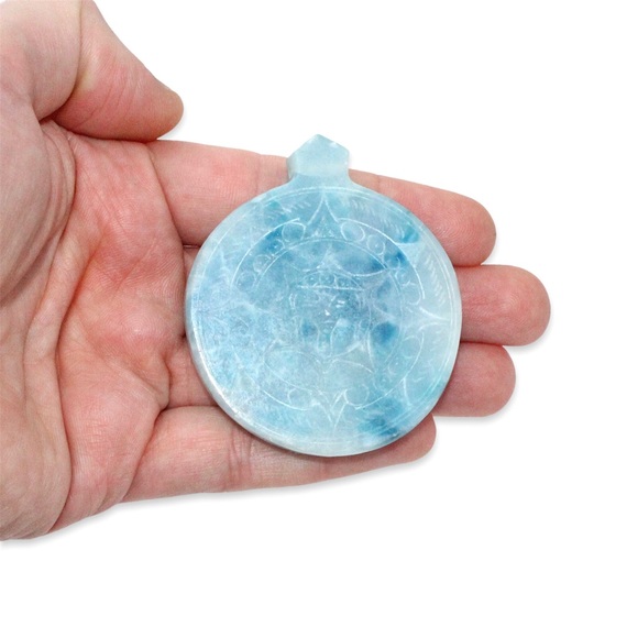 Vintage Mayan Sun Calendar Blue Agate Pendant Carved Gemstone Aztec Maya God - Picture 4 of 4